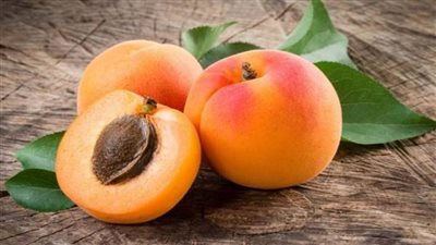 أشخاص ممنوعين من تناول المشمش