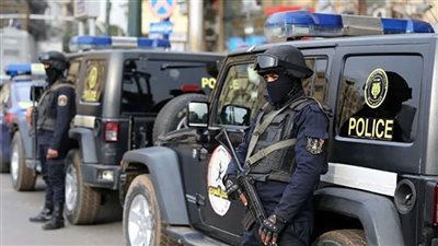  3 عاطلين يعترفون بسرقة المواطنين بالظاهر وكلمة السر