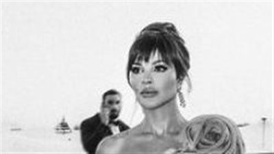 فستان نادين نسيب نجيم يعكس رقي ذوقها 