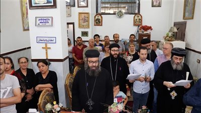 الأنبا فيلوباتير يترأس تذكار القديس إبرآم في أبوقرقاص (صور)