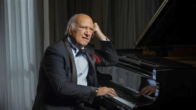 عمر خيرت في حفلين غنائيين في القاهرة