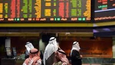 الأسهم الرئيسية في الخليج تغلق معظمها على انخفاض