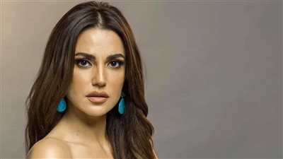 درة زروق حورية بحر بالأخضر المجسم (صور)