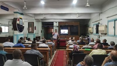 وكيل تعليم قنا يبحث استعدادات امتحانات الثانوية العامة
