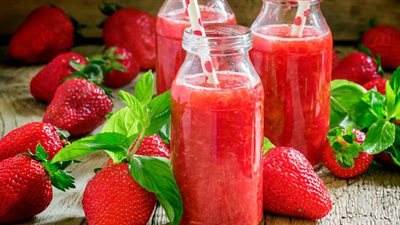 اصنعي عصير الفراولة وعززي مناعة أسرتك