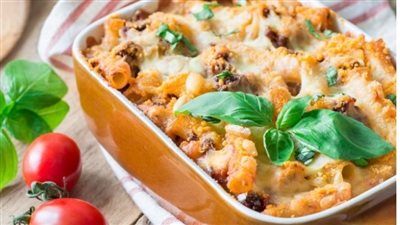 صينية مكرونة باللحم المفروم