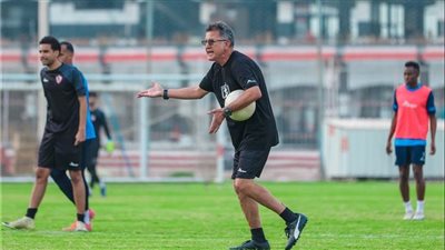كواليس اجتماع اللجنة الفنية بالزمالك مع أوسوريو
