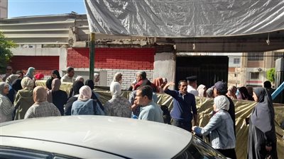 طلاب الغربية يشتكون من صعوبة امتحان مادتى الاقتصاد والإحصاء