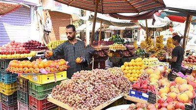 أسعار الخضراوات والفاكهة بالأسواق اليوم الأربعاء