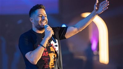 محمد حماقي يدخل عالم الذكاء الاصطناعي (فيديو)