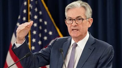رئيس مجلس الاحتياطي الفيدرالي يعقد مؤتمرًا صحفيًا بعد تثبيت أسعار الفائدة