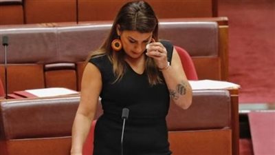 برلمانية تروي تفاصيل تعرضها لاعتداء غير أخلاقي وألفاظ بذيئة (شاهد) 