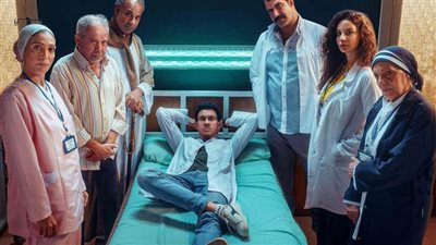 مؤلف مسلسل بالطو يعلق على سؤال امتحان كلية الألسن.. بطني بتشد عليا