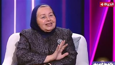 رسالة والدة حازم إمام إلى محمود الخطيب.. 