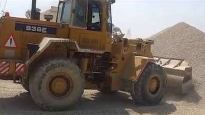 دهسه لودر.. العثور على جثمان في محور الضبعة 