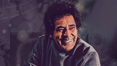 محمد منير يفتتح 