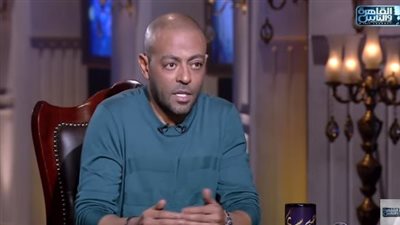 تامر عاشور يكشف سر رفضه دخول ابنته المجال الفني (فيديو)