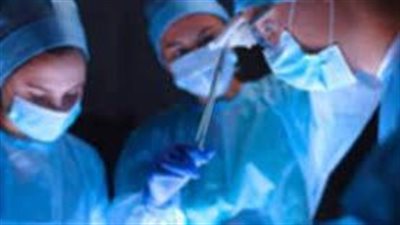 نجاح جراحة لمخ جنين داخل رحم أمه