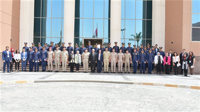 الأكاديمية العسكرية تنظم زيارة لأعضاء هيئة التدريس والطلبة لجامعة القاهرة التكنولوجية  