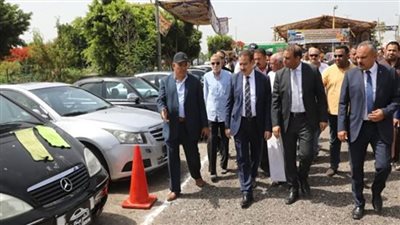 محافظ المنوفية يتفقد سوق السيارات الجديد لمتابعة منظومة العمل