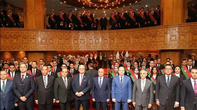 أعضاء هيئة النيابة الإدارية الجُدد يؤدون اليمين القانونية أمام وزير العدل 