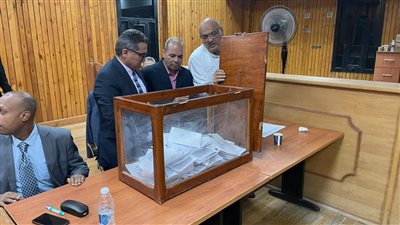 غلق لجان وبدء فرز انتخابات الغرفة التجارية بجنوب سيناء 