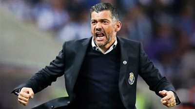 الهلال يقدم راتب مغري لـ كونسيساو مدرب بورتو 