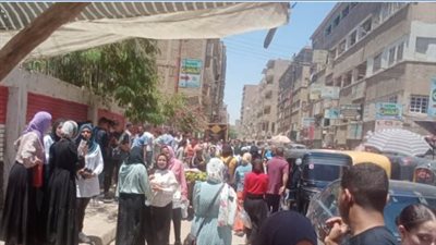 طلاب الثانوية بالمنيا: امتحان اللغة العربية صعب جدًا 