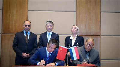 وزيرة البيئة تناقش مع السفير الصيني التعاون المستقبلي في تعزيز الاستثمار المناخي 