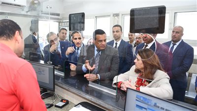وزيرا الهجرة والتنمية المحلية ومحافظ الغربية يتفقدون مركز السلامة الوطنية والمركز التكنولوجي