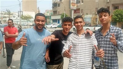 طلاب الثانوية العامة ببني سويف: امتحان الفرنساوى سهل ومباشر 