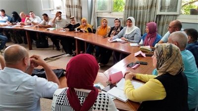 مناقشة العقبات والمشكلات التى تواجه مربى الثروة الحيوانية بالبحيرة