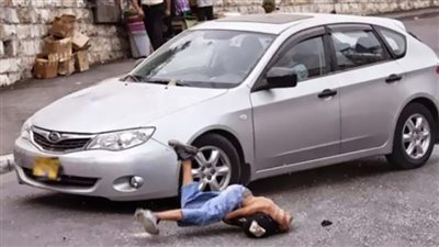 إسرائيلي يدهس طفلًا فلسطينيًا ويعتدي عليه بعد السقوط جنوب نابلس
