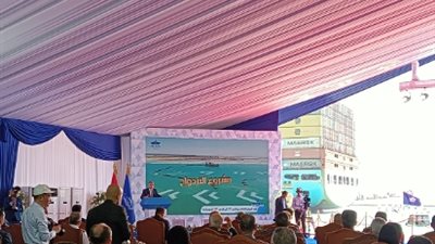 الفريق أسامة ربيع: إنجاز 90 % من أعمال تطوير القطاع الجنوبي بقناة السويس 