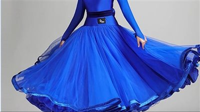 صاحبة الفستان الأزرق تحرر بلاغًا والمصور مهدد بالسجن 10 سنوات .. فيديو