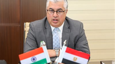 استثمارات 8 مليارات دولار رينيو باور الهندية بمنطقة قناة السويس    