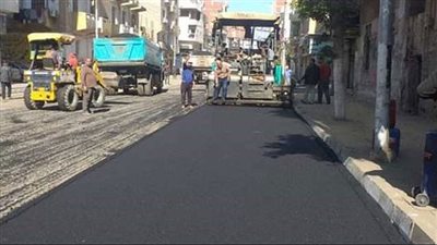 إنهاء أعمال إعادة رصف شارع دمنهور من الغابة في اتجاه العشريني بالإسماعيلية