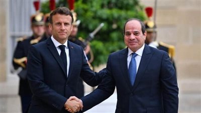 الديون المتراكمة أثقلت كاهل الدول الإفريقية الفقيرة .. فيديو