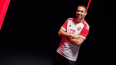 بايرن ميونخ يعلن ضم نجم دورتموند رسميًا