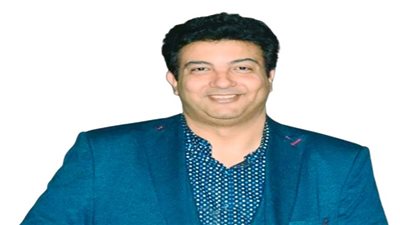 وﻟﻴﺪ ﻳﻮﺳﻒ: ﻣﺴﺎﺑﻘﺔ اﻟﺘﺄﻟﻴﻒ ﻓﻰ اﻟﻤﻬﺮﺟﺎن اﻟﻘﻮﻣﻰ ﻟﻠﻤﺴﺮح ﻟﻴﺴﺖ ﻟﻠﺸﻮ اﻹﻋﻼﻣﻰ.. واﺳﺘﻘﺒﻠﻨﺎ ٨١ ﻛﺎﺗﺒﺎ ً ﻓﻰ أول ٣ أﻳﺎم