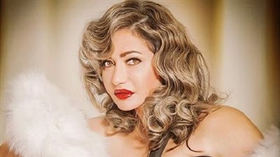  ليلى علوي تميل للأعمال الكوميدي.. نجاح كبير لتفاحة السينما في 