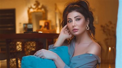 هبة نور في مأزق بسبب صور الملهي الليلي في لبنان