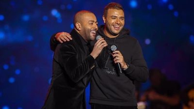 رامي صبري يشعل النيران ضد تامر عاشور..  الأخير يلتزم الصمت والجمهور يسخر من الأول (شاهد)