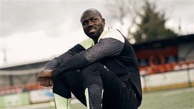 فيديو .. وصول كوليبالي إلى السعودية لإتمام مراسم الصفقة مع الهلال 