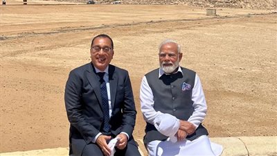  رئيس الوزراء يصطحب نظيره الهندي في جولة بمنطقة الأهرامات 