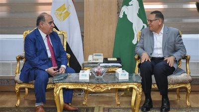 محافظ الشرقية يشيد بالمبادرات الإنسانية للبنك الزراعي  