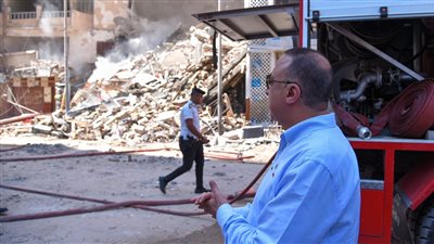 محافظ الإسكندرية يتفقد موقع العقار المنهار بسيدي بشر| صور