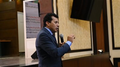 وزير الرياضة يفتتح ورشة 