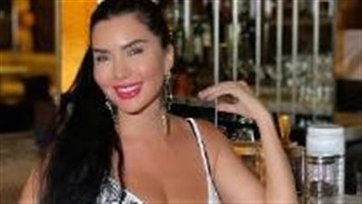  لاميتا فرنجية تثير بوصلة رقص الزيبرا يعكس أنوثتها