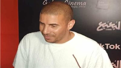 برلماني: ترويج محمد زيدان لموقع مراهنات يُؤثر سلبًا على الدولار